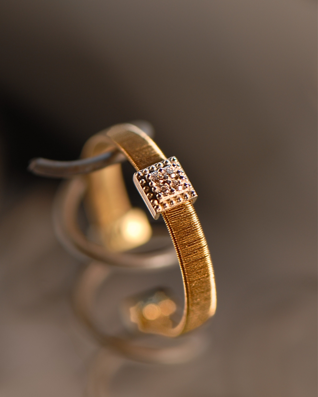 Gold Sculpted Ring