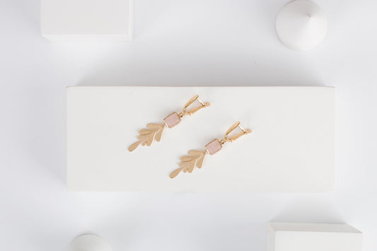 golden Aura drops earring